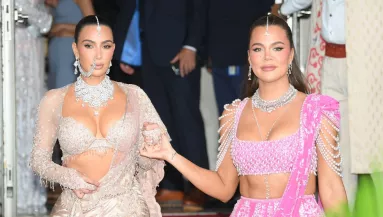 Filter nélküli kép került a netre Kim és Khloé Kardashianról - Sokkolja a rajongókat