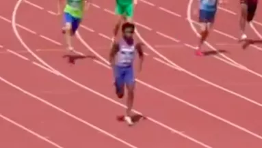 Elhúzott a sprinter a versenyen: aztán arrogáns hibát vétett - Videó