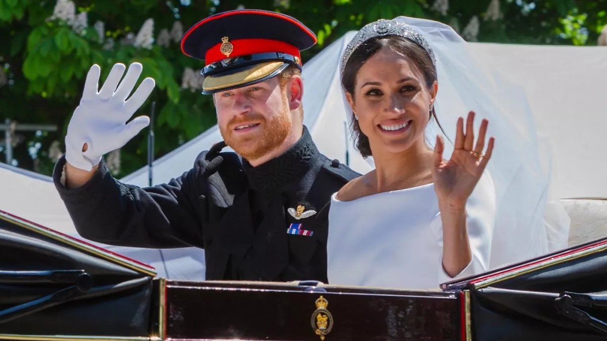 Hat év után derült ki: ez nem tetszett Erzsébet királynőnek Meghan és Harry esküvőjén