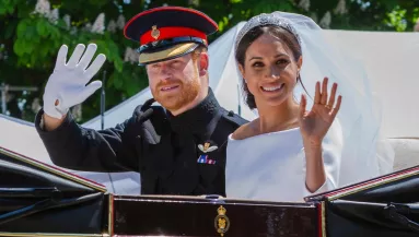 Hat év után derült ki: ez nem tetszett Erzsébet királynőnek Meghan és Harry esküvőjén