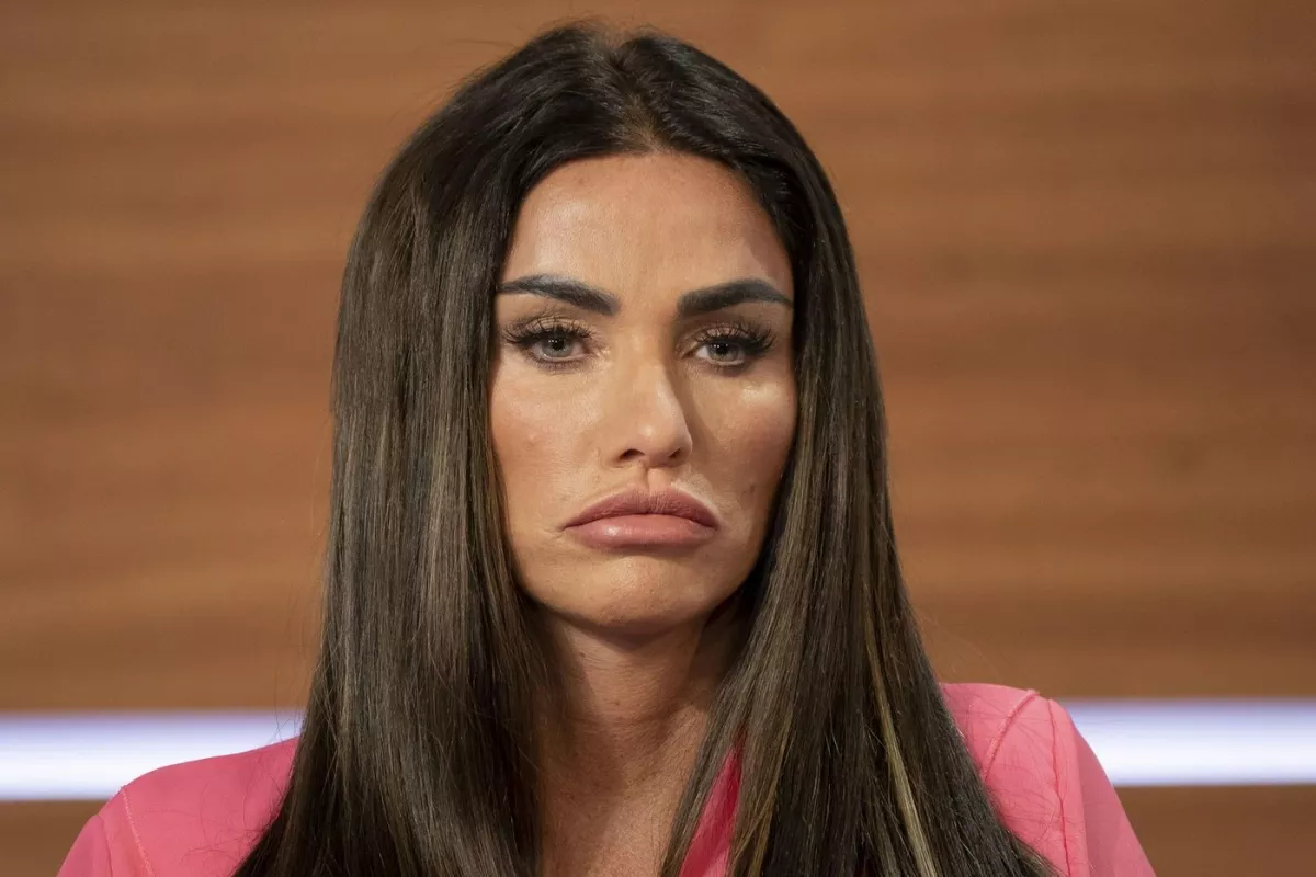 Letartóztatási parancs Katie Price ellen: börtönbe megy a kebelcsoda? - Fotók