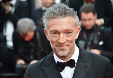 A legjobb asztalt készítették elő a pincérek a filmsztárnak: amikor megérkezett, tanácstalanok lettek