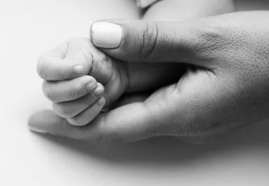 Borzasztó tragédia: szennyezett bébiétel miatt hallhatott meg egy csecsemő - Fotó