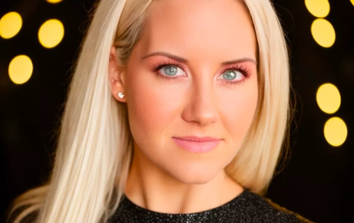 "Későn érő típus vagyok" - Első partnerét keresi ez a 33 éves lány - Fotók