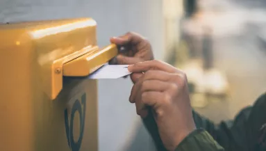 121 év után érkezett meg egy képeslap: rejtélyes üzenet áll rajta - Fotók