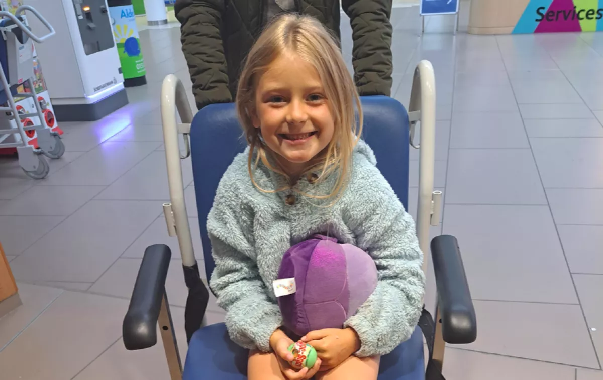 Végzetes hiba: szemölcsnek hitték az orvosok a 3 éves Leila lábujján lévő dudort - Fotók