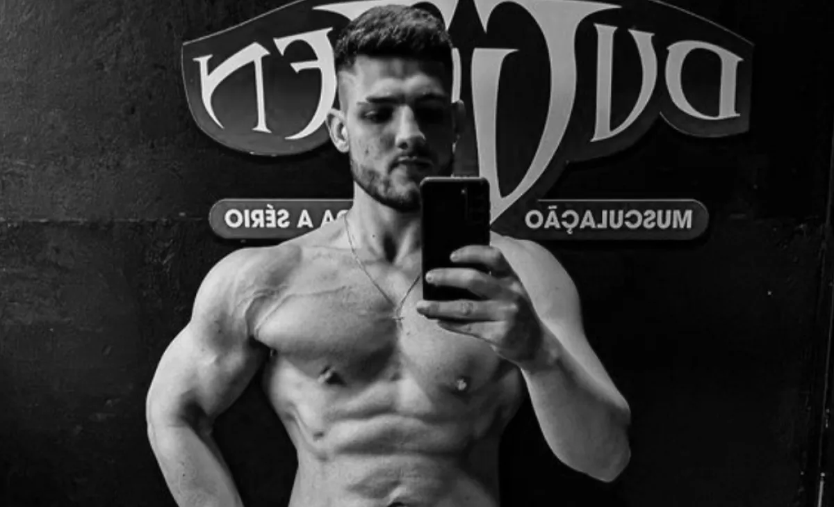 Drámai átalakulás után: 19 évesen hunyt el a népszerű testépítő - Fotók