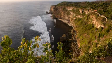 Egy turista fotózta a partot Balin: amikor később megnézte a képet, elborzadt