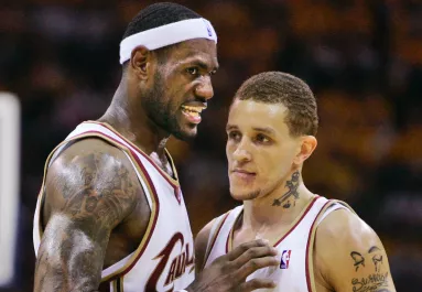 Megrázó videó a neten: 41 évesen lett hajléktalan az egykori sportcsillag - Videó