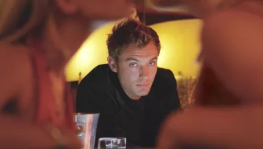 Itt a bizonyíték: apja klónja lett 27 éves korára Jude Lap fia - Fotók