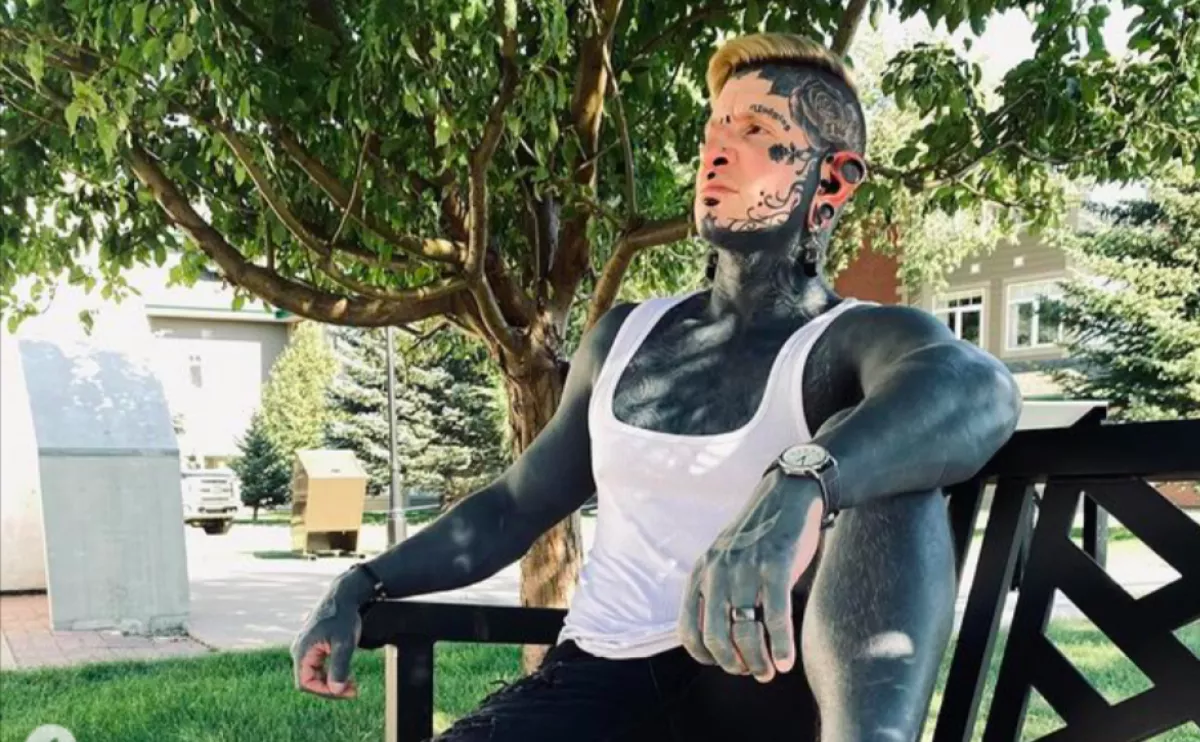 47 milliót költött tetkóra a srác: így nézett ki régen - Fotó