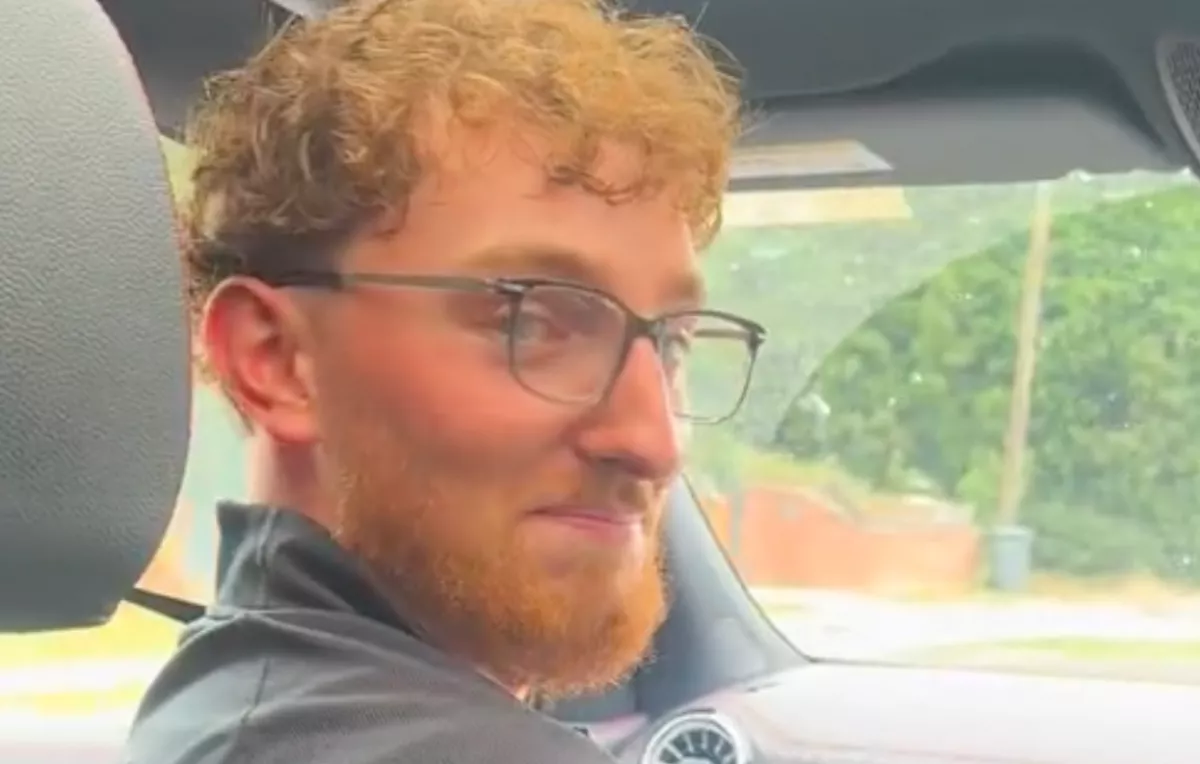 El akarta hozni a párját és a babájukat a kórházból: kínos bakit vétett az apa - Videó