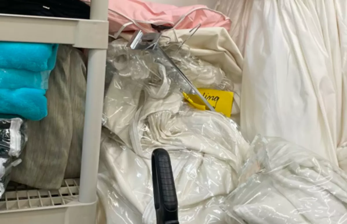 Egy turkálóban vett ruhából csinált menyasszonyi ruhát a nő: leesik a világ álla a látványtól - Videó