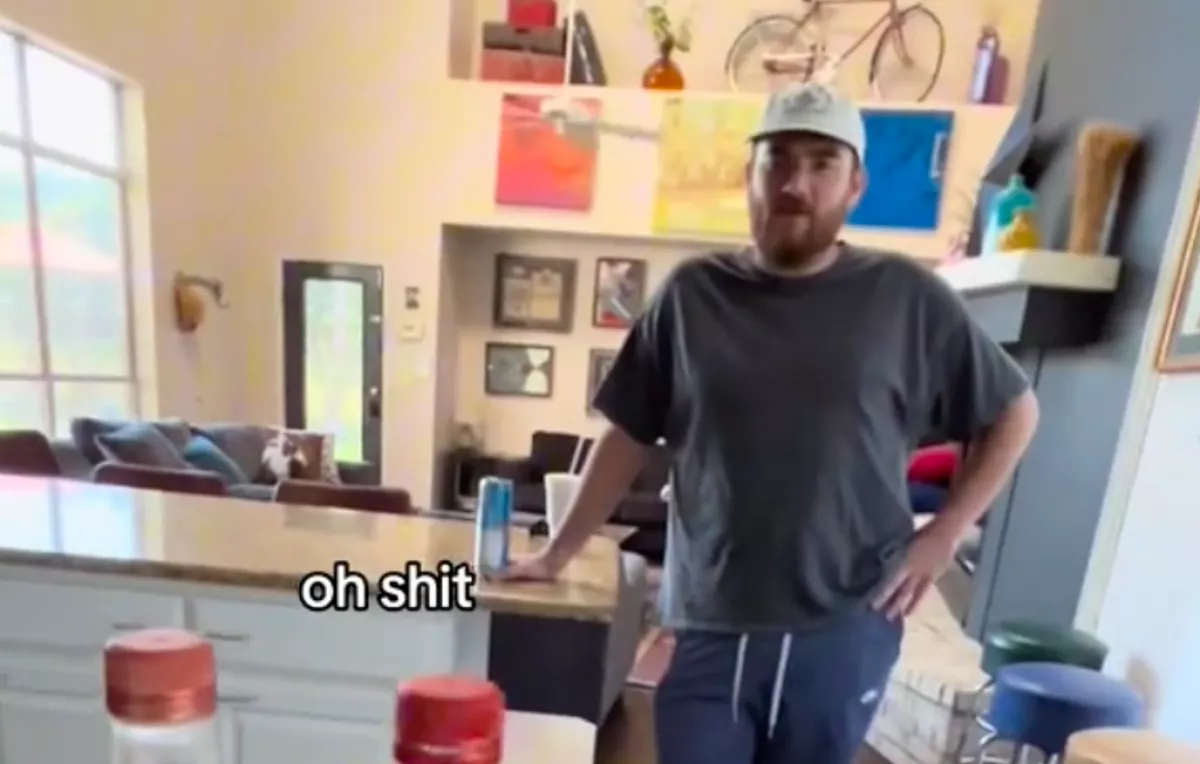 Amikor meglátta a nő, mit hagytak az Airbnb-ben a vendégek, azonnal videót forgatott - Videó