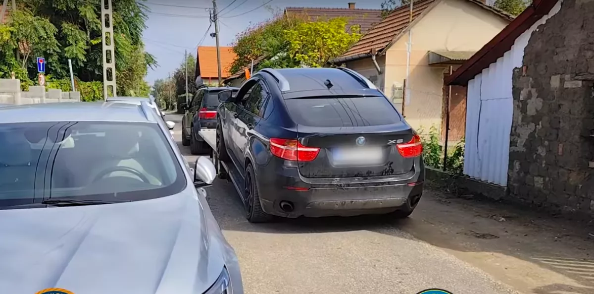 Ugrott a bömös, meg a merdzsó: a lovász és a szerető is lebukott Tiszaföldváron - Fotók