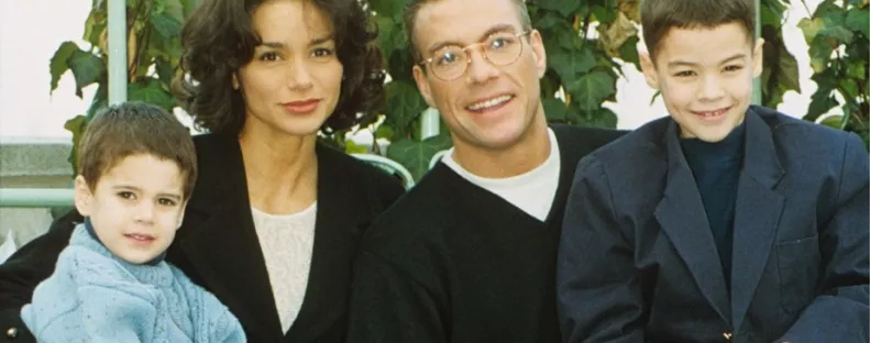 Kisfiúnak hitték régen: brutális bombázó lett Jean-Claude Van Damme lányából - Fotók