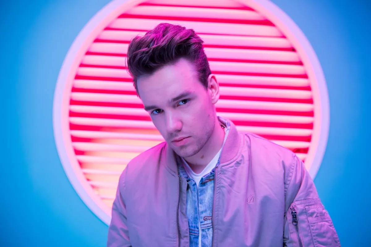 Megérkeztek a képek: egy hotel erkélyéről zuhant a halálba a One Directon énekese - Fotók