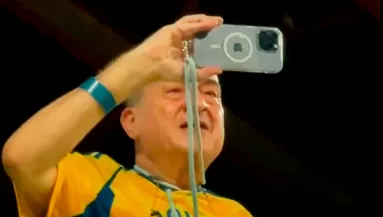 Felismered? Láttad? - Cristiano Ronaldo ezt a rajongóját keresi - Videó