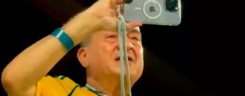 Felismered? Láttad? - Cristiano Ronaldo ezt a rajongóját keresi - Videó