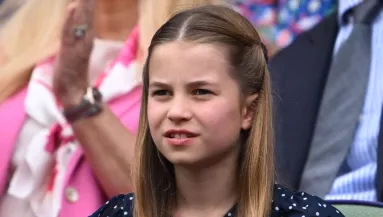 Sarolta hercegnő klónjával készült a diszkontlánc karácsonyi kisfilmje - Videó