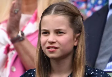 Sarolta hercegnő klónjával készült a diszkontlánc karácsonyi kisfilmje - Videó