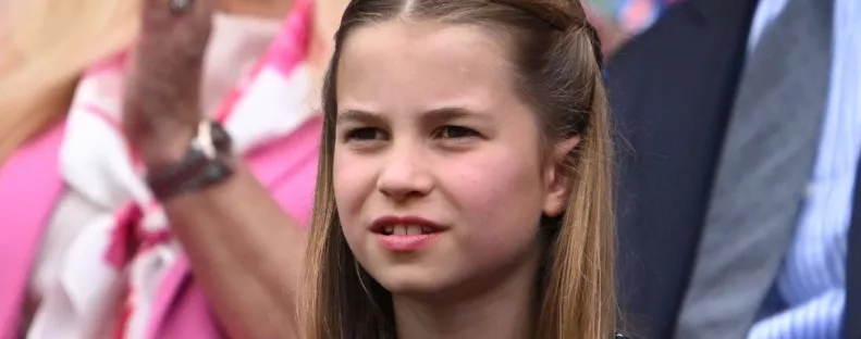 Sarolta hercegnő klónjával készült a diszkontlánc karácsonyi kisfilmje - Videó