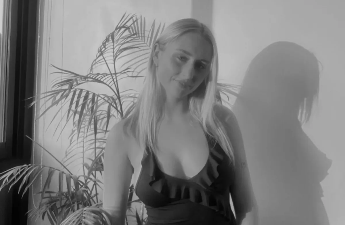 Most érkezett: elhunyt a 19 éves Bia - Barátnője még az életéért küzd - Fotók