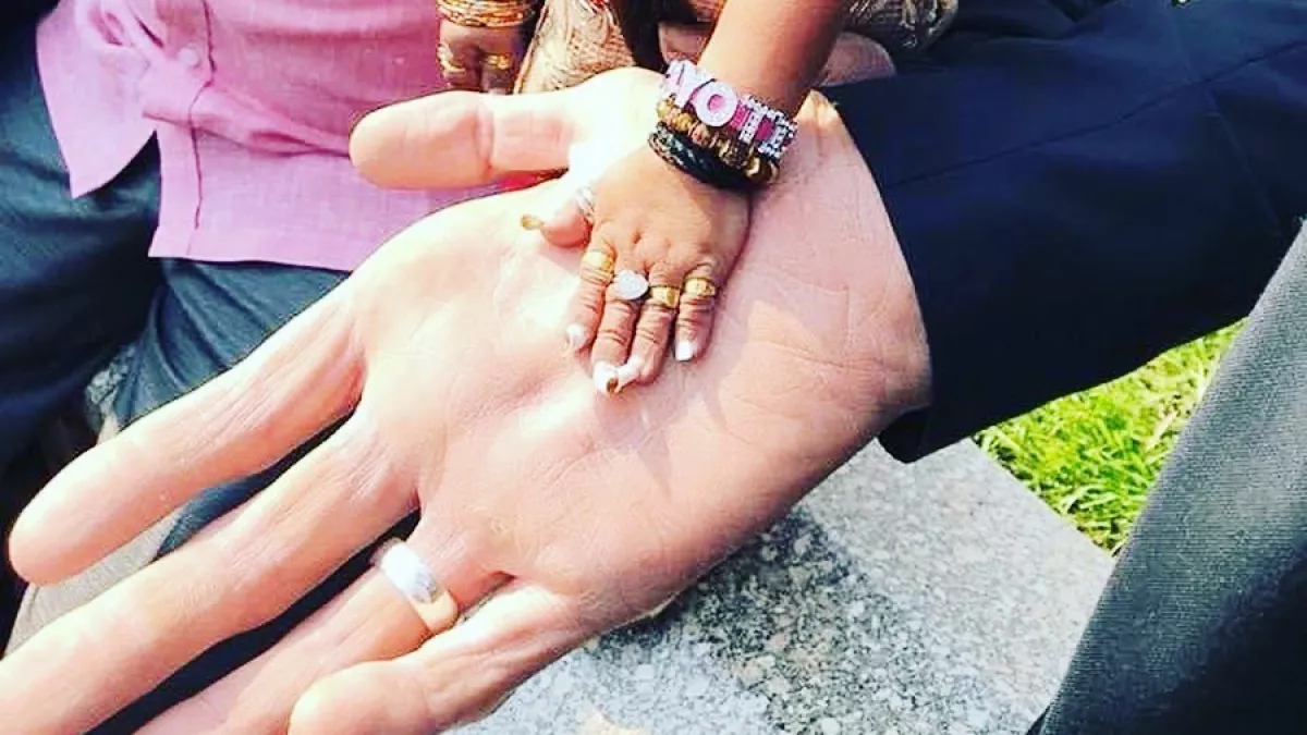 Nincs szemkontakt - Találkozott a világ legmagasabb és legalacsonyabb nője - Fotók