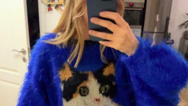 4000-ért vett egy használt pulcsit a nő: aztán megtudta a valódi értékét - Fotók