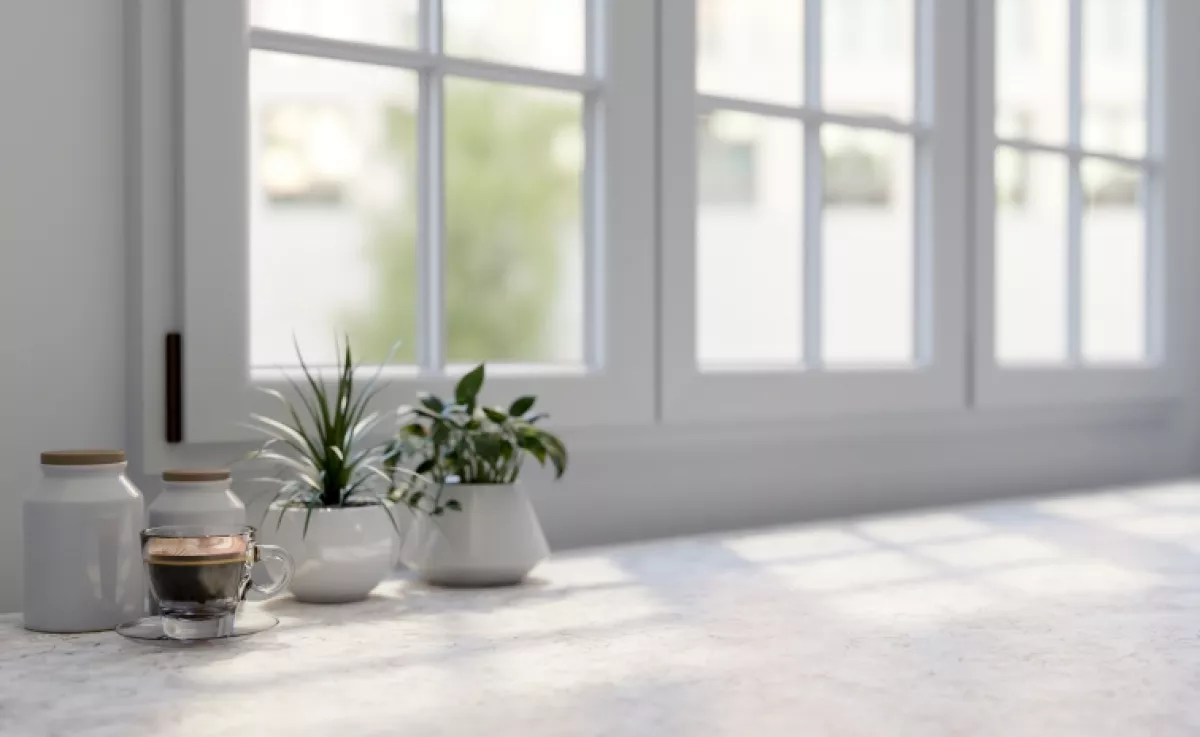 Soha ne tedd ezt az 5 dolgot az ablakba: nagy baj is lehet belőle, minél előbb távolítsd el onnan őket!