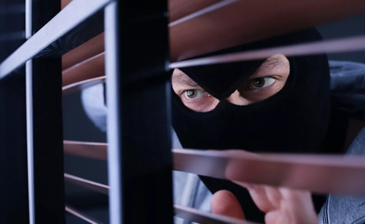 5 rejtekhely a lakásban, amit a betörők szinte sosem néznek meg – ide rejtsd az értékeidet