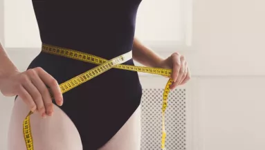 Ez a fűszer azonnal beindítja a fogyást – egyél belőle napi szinten