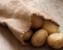 Ha így tárolod a burgonyát, pár napon belül mérgezővé válik: életveszélyes is lehet, ha mégis elfogyasztod Ha így tárolod a burgonyát, pár napon belül mérgezővé válik: életveszélyes is lehet, ha mégis elfogyasztod