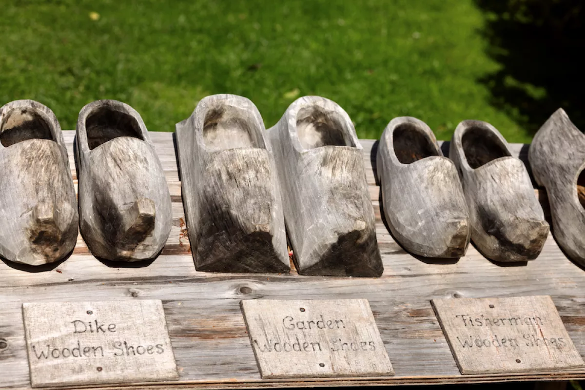 Így változtak a lábbelik az idők során