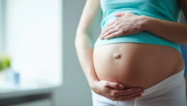 Váratlan bejelentés: babát vár a magyar sztárpár - Fotó