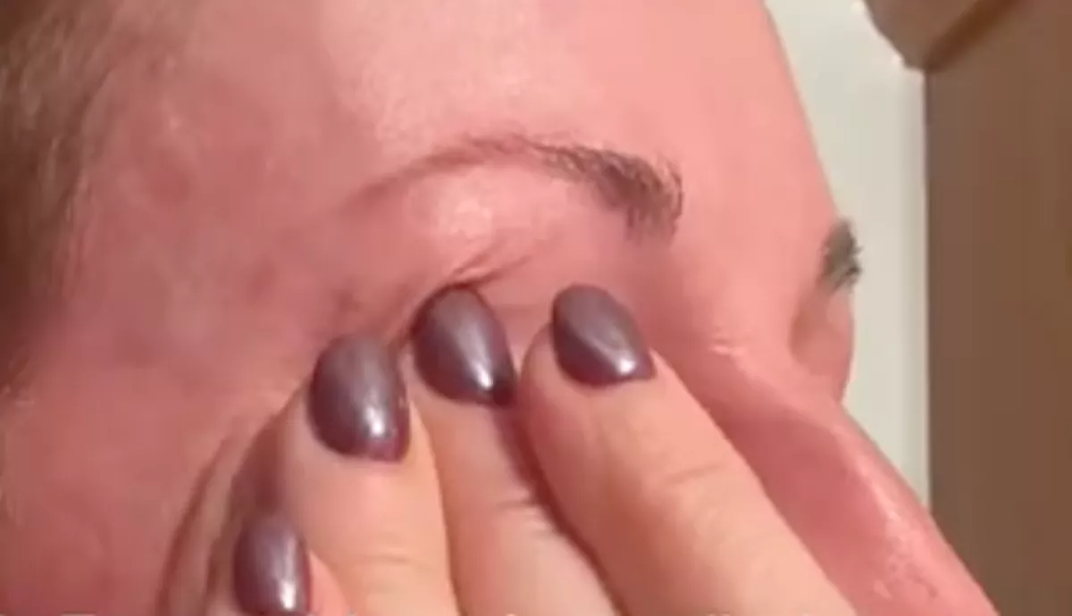 Hívást kapott az anya a 7 éves fiától: nem sokkal később potyogtak is a könnyei - Videó