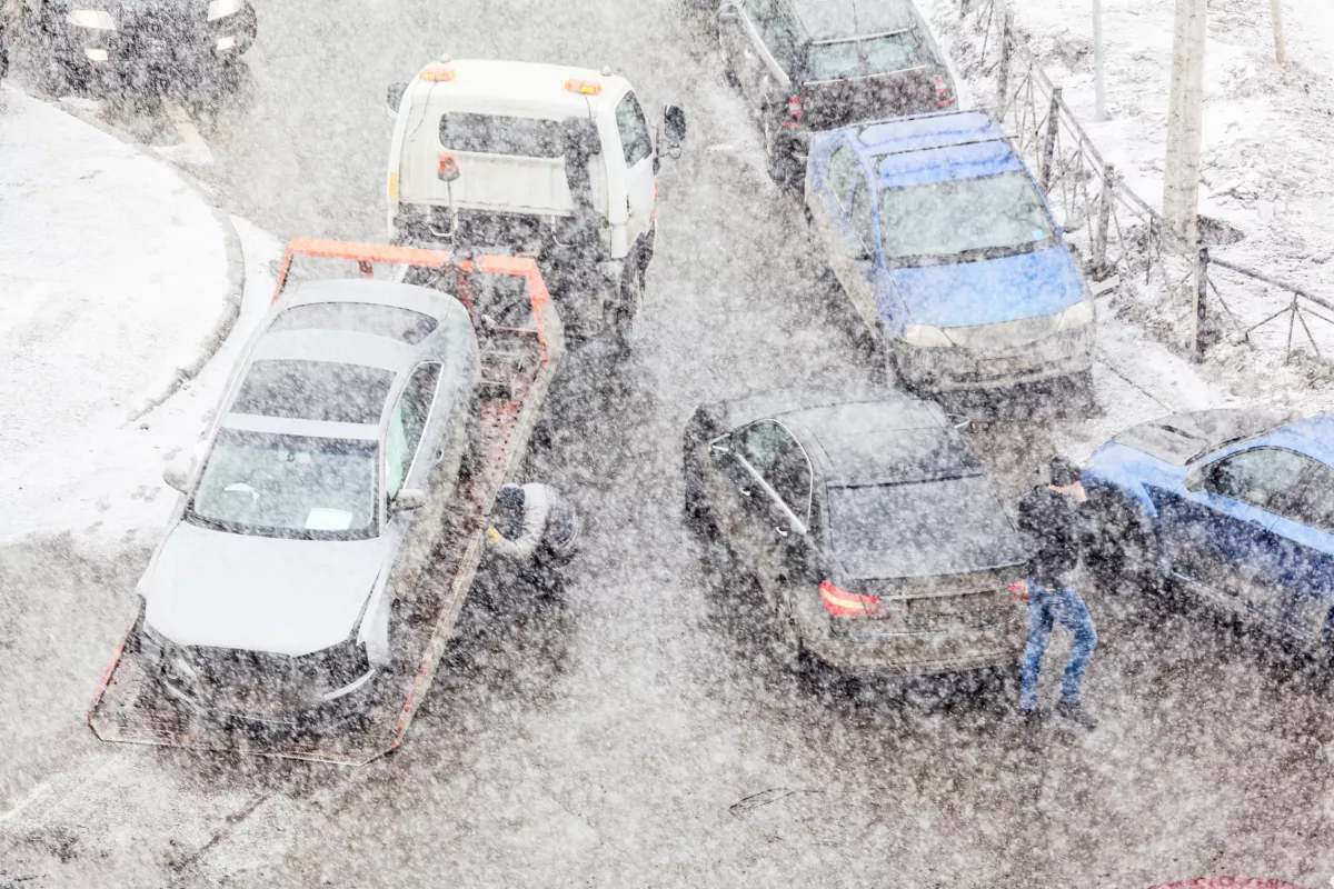 9 vármegyére másodfokú riasztást is kiadtak: brutális ónos eső érkezik