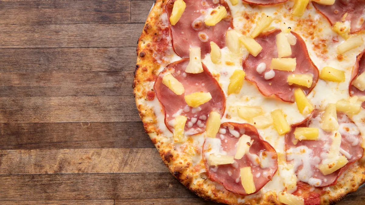 48 ezerre emelte a Hawaii pizza árát egy étterem - Elárulták az okát