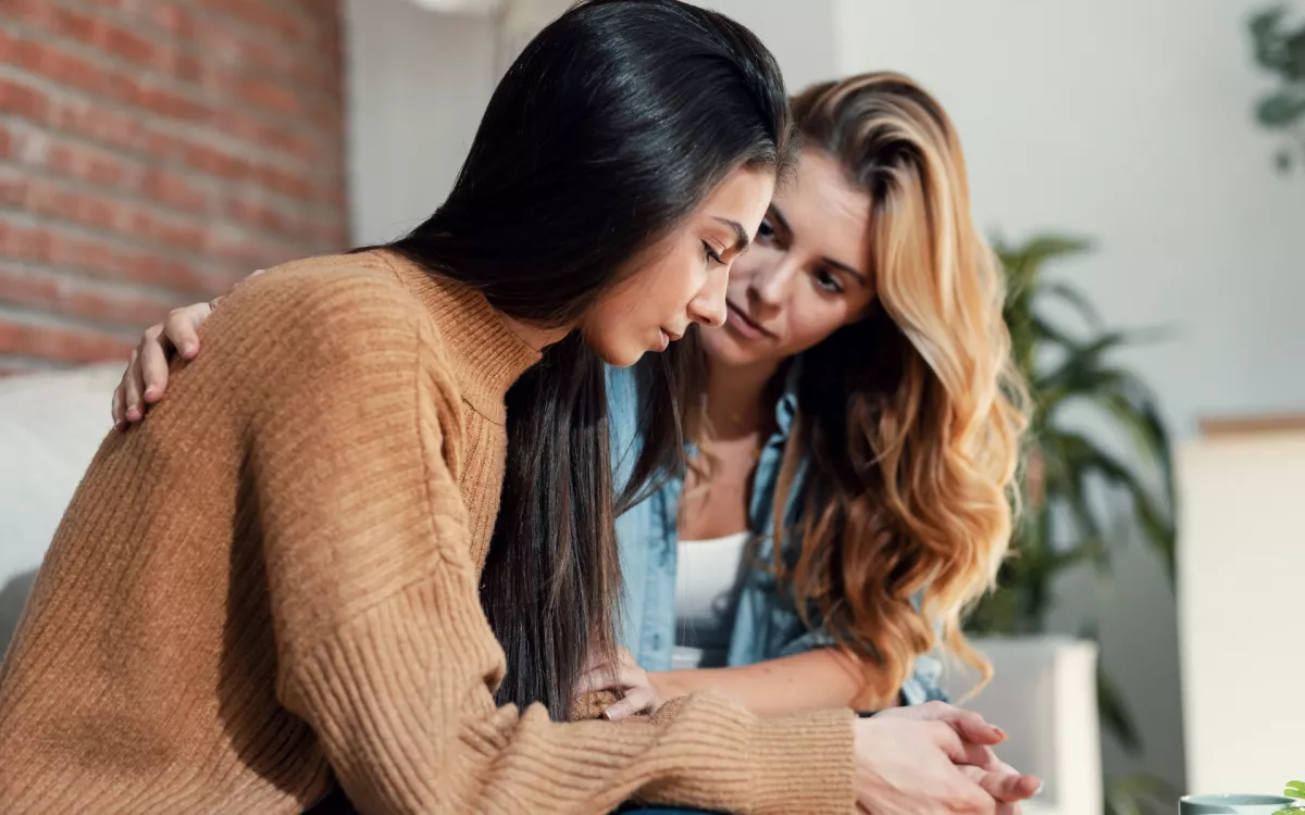 4 dolog, amit egy érzelmileg intelligens ember tesz a beszélgetés során