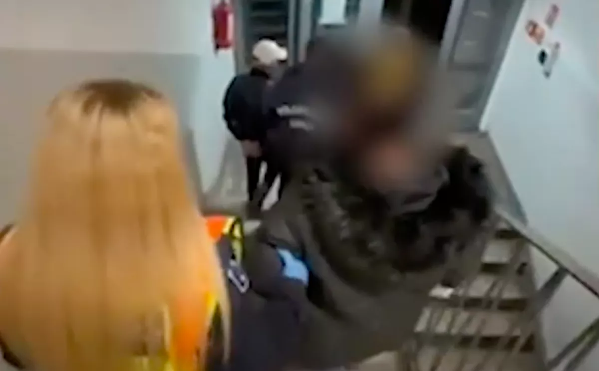 Edina, Krisztián és Norbi az év lúzerei: börtön és fogda lett a házibuli vége - Videó