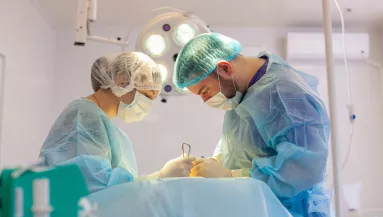 Pokoli fájdalmai voltak az anyukának a császármetszés után: megdöbbentő, amit az orvosi találtak