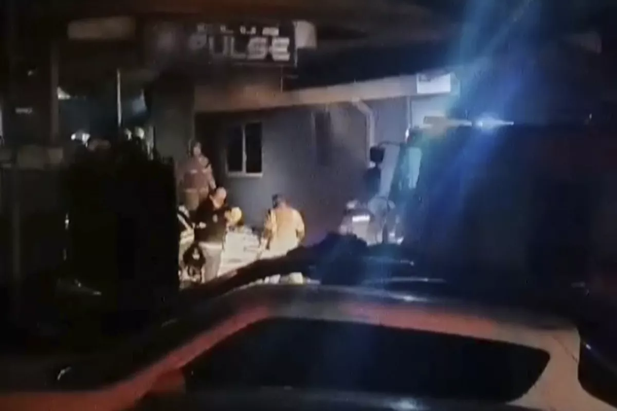 Pokolként lángolt a diszkó hajnalban - Legalább 51 halott - Videók