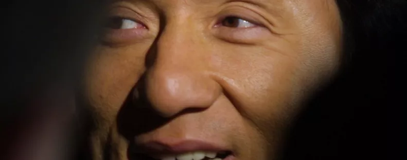 Hajléktalan lett Jackie Chan lánya - Ezért utálja az apját - Videó