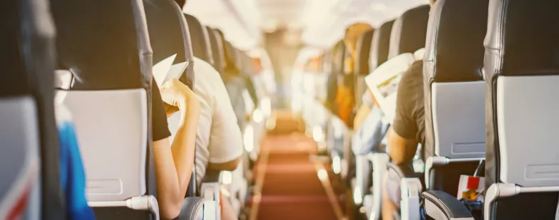 3 ok, miért legyen mindig egy teniszlabda a kézipoggyászodban, ha repülővel utazol