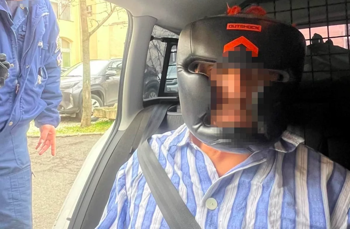 Az év képét tette közzé a rendőrség a letartóztatott Jánosról: hihetetlen, mi mindent tett - Fotók