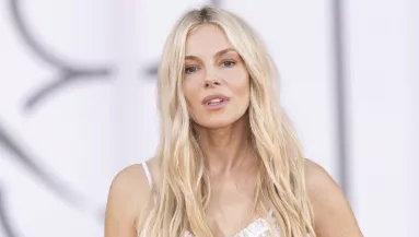 Kiköpött anyja Sienna Miller 12 éves lánya - Ritka közös fotó a neten