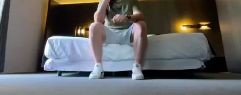 Hihetetlen: egy időutazó mutatja meg, 2027-ben már nem él ember a Földön - Videók