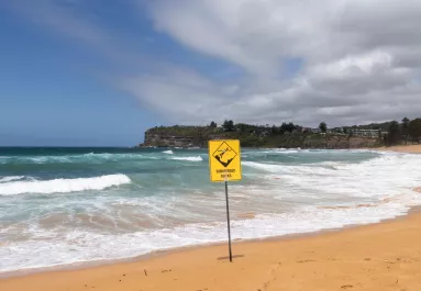 Strandhorror húsvétkor: több nyaraló is meghalt, köztük egy gyerek is