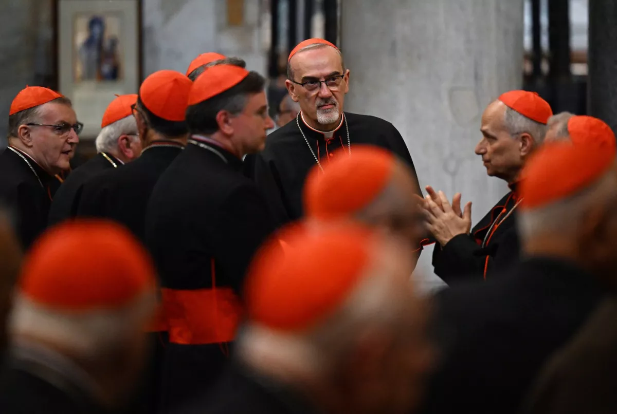 Konklávé fordulat: ő az új favorit a pápai címre - Fotók