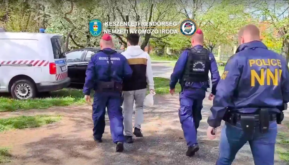 Három év után kattant a bilincs: ez a 20 éves srác az oktatási hivatal rendszerének hackere - Fotók